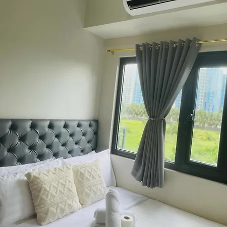 10 Minutes From Moa - Cozy Condo With Hot Shower & Balcony